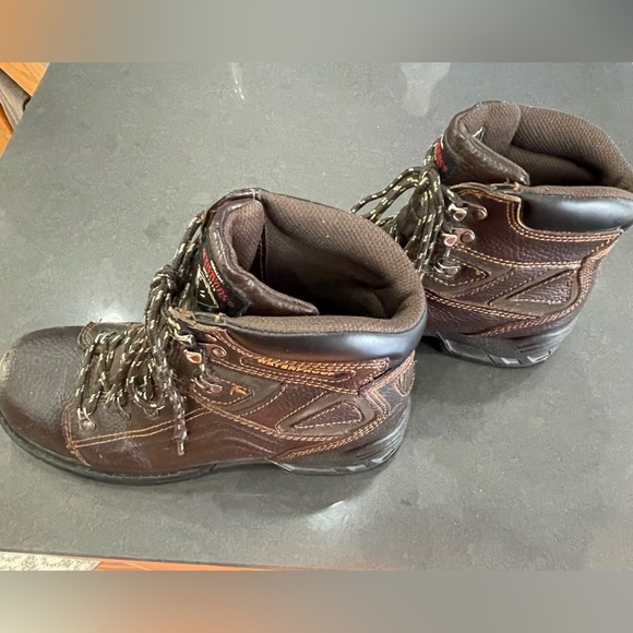 HERMAN SURVIVORS WATERPROOF LEATHER WORK BOOTS. BROWN Steel toes. Men’s size 8.5 - Picture 3 of 6